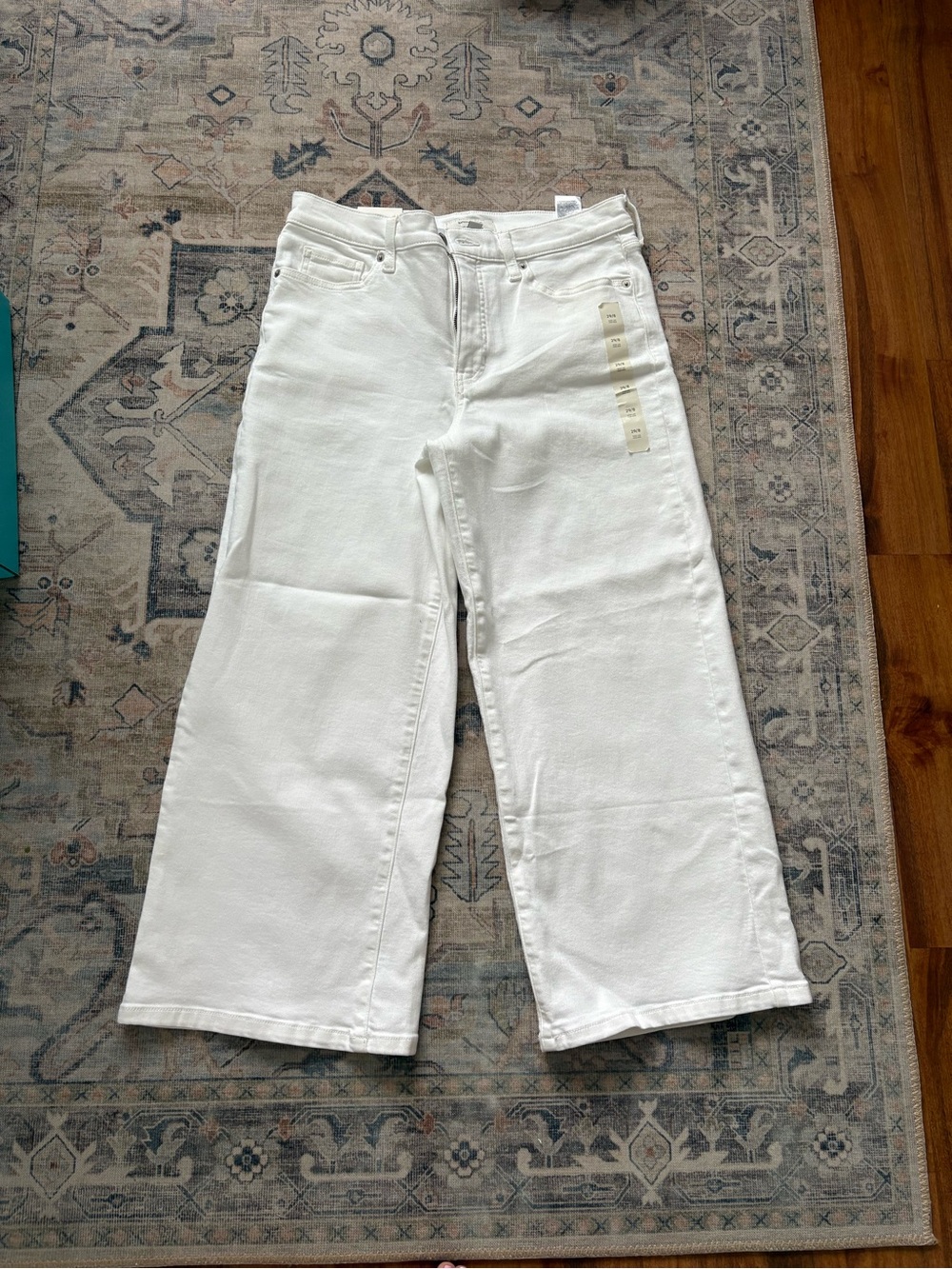 Banana Republic White High-Rise Wide-Leg  cropped Jean 29/. NWT